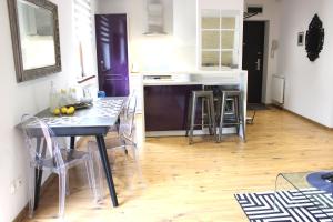 Kuchyňa alebo kuchynka v ubytovaní Apartament 007A pod Śnieżką + 14 fotografií
