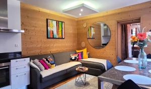 Posedenie v ubytovaní L'Isle - Lofts & Lakes certified 5-stars