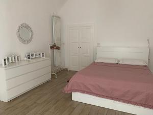 Кровать или кровати в номере La finestra sulla Puglia