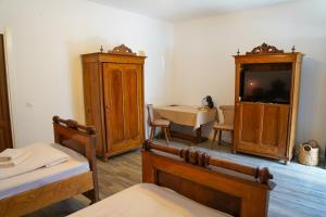 Postel nebo postele na pokoji v ubytování Kata - Lak
