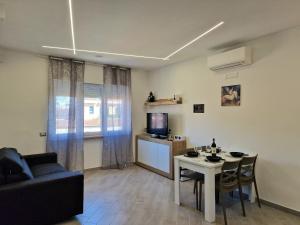 Afbeelding uit fotogalerij van Tower Apartments in Terracina