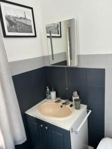 Et badeværelse på Lee & Chris's Belvedere - Adults Only + 40 billeder