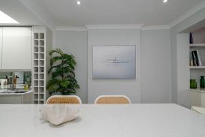 GuestReady - Modern Apt in Chelsea with a Terrace