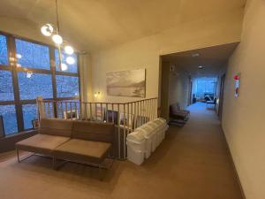 Posezení v ubytování 本栖湖畔 民宿 浩庵 Kouan guesthouse at Lake Motosu