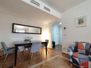 Zdjęcie z galerii obiektu Costa Esuri Ayamonte Las Encinas Luxury 3-bedroom apartment - huge garden w mieście Ayamonte