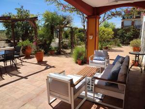 Zdjęcie z galerii obiektu Costa Esuri Ayamonte Las Encinas Luxury 3-bedroom apartment - huge garden w mieście Ayamonte