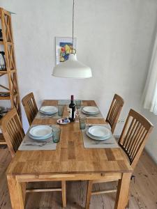 Fotografie z fotogalerie ubytování Große Wohnung in Curau mit Terrasse, Garten und Grill v destinaci Stockelsdorf