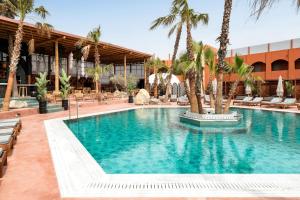 Bazén v ubytování Venezia Resort Hotel & Spa nebo v jeho okolí