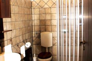 A bathroom at Casavacanze Pergolino, appartamenti ad uso esclusivo