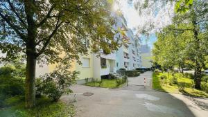 Tòa nhà nơi khách sạn căn hộ tọa lạc