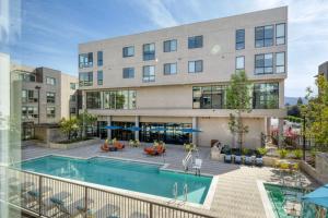 Gallery image of Blueground Mountain View gym pool nr highways SFO-1714 in Los Altos