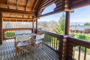 Balkón alebo terasa v ubytovaní La Cabane de Bajanda