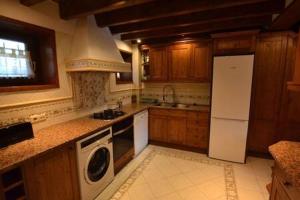 Kuchyň nebo kuchyňský kout v ubytování Casa Prat de la Quimeta + 15 fotografií