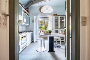 Køkken eller tekøkken på Villa Francesca by PortofinoHomes