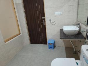 Koupelna v ubytování Apricus hotel + 37 fotografií