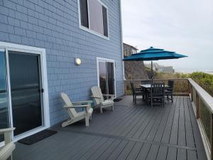 Balkón nebo terasa v ubytování West Beach Suites
