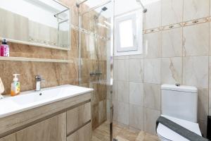 Koupelna v ubytování Mariangelo House + 24 fotografií