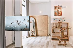 Gallery image of Langmandi Experience 9NT in Hanoi +26 photos