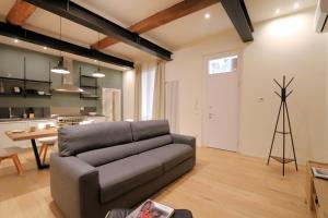 Posezení v ubytování Accademia Suite Modena il tuo soggiorno nel Centro Storico di Modena + 8 fotografií