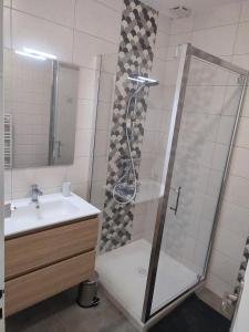 Koupelna v ubytování Chambre privée
