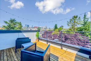 Balkón nebo terasa v ubytování Perch - Urban Humble Abode