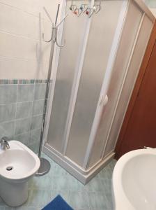 Ένα μπάνιο στο Appartamento mare casa vacanze Dany's +7 φωτογραφίες