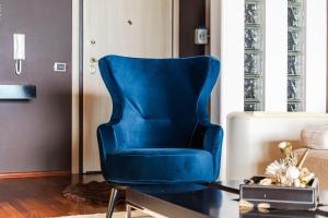 Ruang duduk di Vollga Seafront Suite by PS