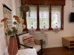TV a/nebo společenská místnost v ubytování B&B La Bohème Porto Garibaldi