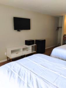 Gallery image of Gateway Inn in Lake City