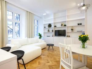 Un lugar para sentarse en Helle Wohnung mit Designer-Renovierung