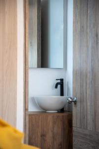 A bathroom at DUSANO BOUTIQUE HOTEL