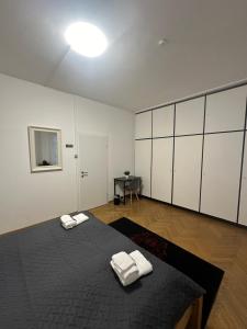 Postel nebo postele na pokoji v ubytování DATRI Petite Suite 1 - 3