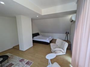 เตียงในห้องที่ Hotel Tsiskari