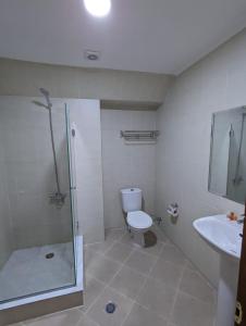 ห้องน้ำของ Hotel Tsiskari