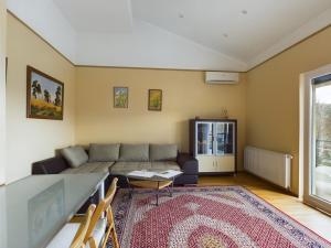 Khu vực ghế ngồi tại Villa Vila