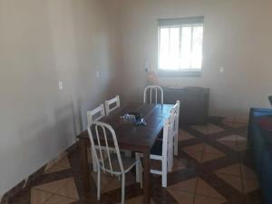 Kép CASA DE CAMPO chácara com piscina LARANJEIRAS szállásáról Juquitibában a galériában