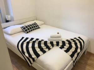 Posteľ alebo postele v izbe v ubytovaní Croatia_Zagreb Apartment
