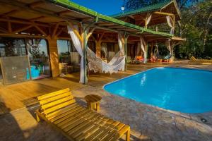 Bazén v ubytování Sundancefamily Paradise Villa nebo v jeho okolí