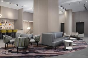 Posezení v ubytování SpringHill Suites by Marriott New York Manhattan Times Square