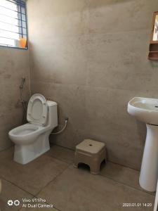 Bagno di His Grace Holiday Home - Nr to Malpe Beach