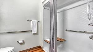 Koupelna v ubytování Motel 6-Killeen, TX