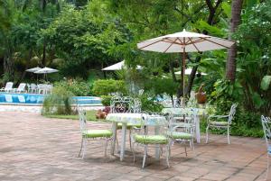 A piscina localizada em Hotel 7 Colinas ou nos arredores