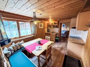 Kuchyňa alebo kuchynka v ubytovaní Apartment Helmreich-3 by Interhome
