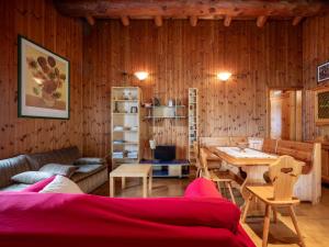 Posedenie v ubytovaní Apartment Marguerettaz-2 by Interhome