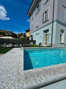 Piscina di Apt. Aries - Penthouse Menaggio o nelle vicinanze