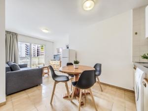 Posedenie v ubytovaní Apartment Mismar-3 by Interhome