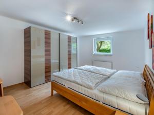Posteľ alebo postele v izbe v ubytovaní Apartment Schneeberger by Interhome + 19 fotografií