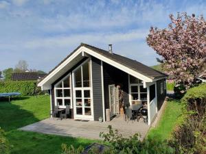 Zahrada ubytování Holiday Home Holmwith - 200m from the sea by Interhome