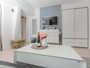 Kuchyň nebo kuchyňský kout v ubytování Apartment The Bubble by Interhome + 37 fotografií