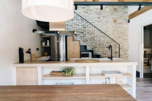 Kuchyň nebo kuchyňský kout v ubytování Cal Rus Apartament 3